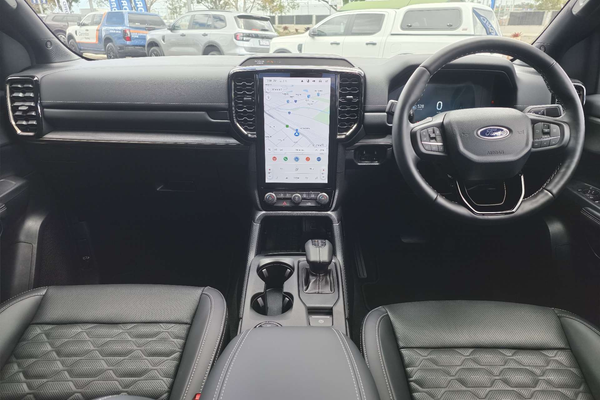 2026 Ford Ranger Platinum 4X4 3.0L thumb-9