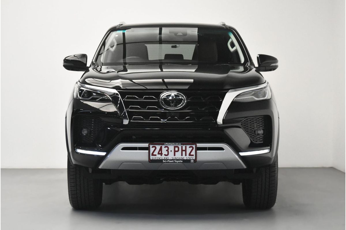 2026 Toyota Fortuner Crusade GUN156R
