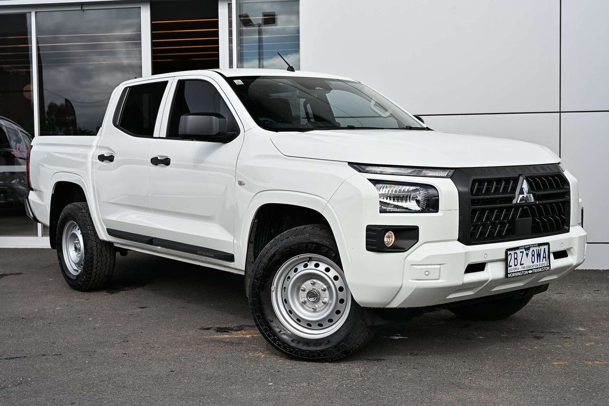 2024 Mitsubishi Triton GLX MV 4X4