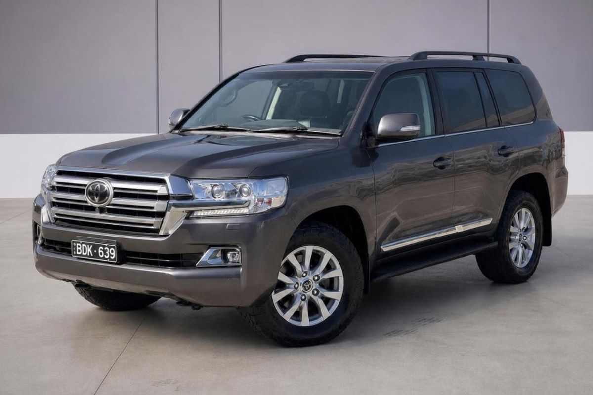 2019 Toyota Landcruiser Sahara VDJ200R