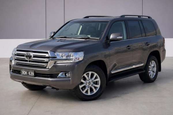 2019 Toyota Landcruiser Sahara VDJ200R