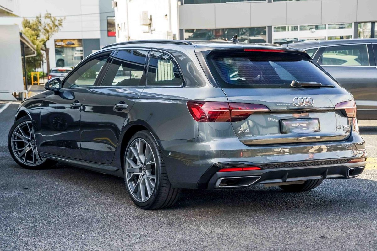 2024 Audi A4 45 TFSI S line B9