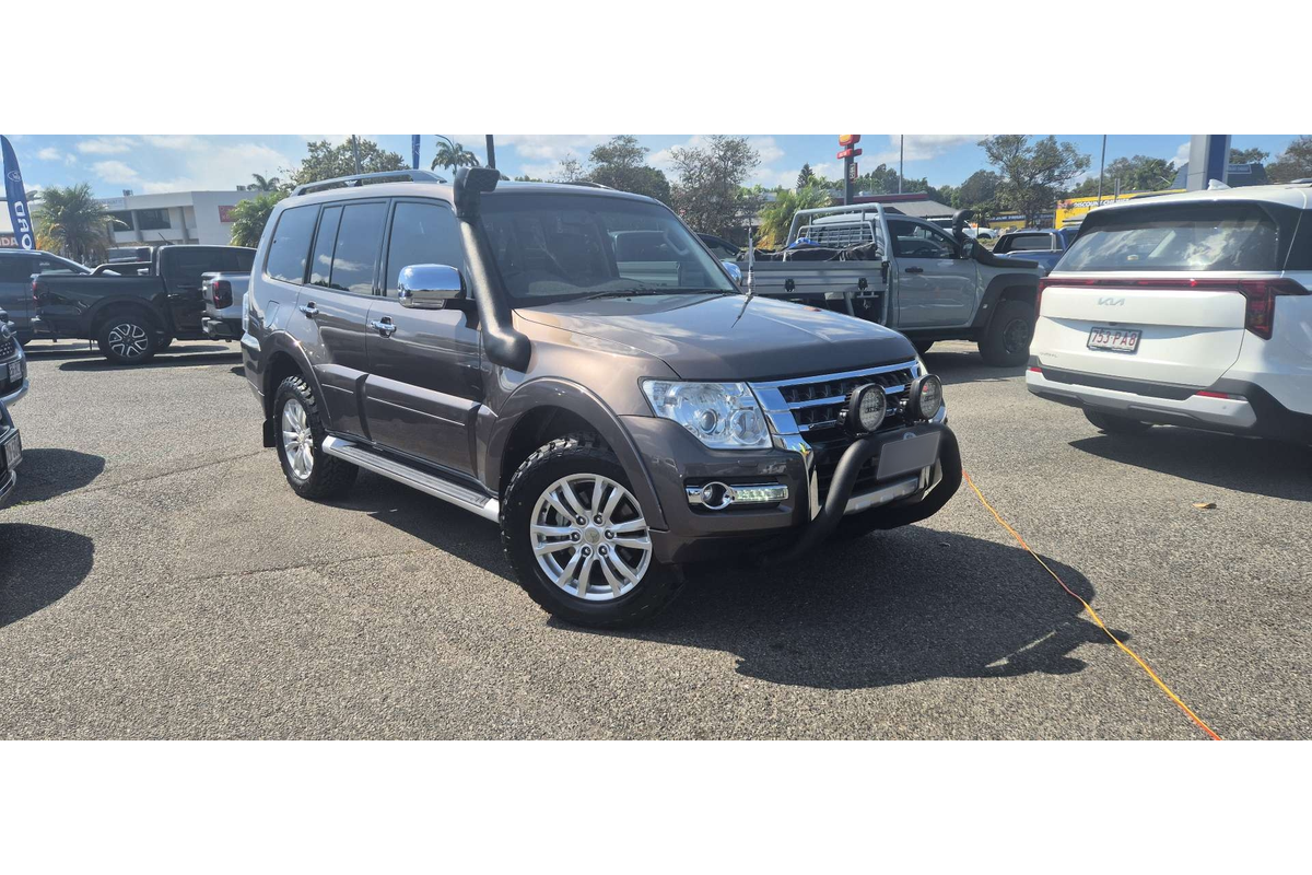 2014 Mitsubishi Pajero GLX NW