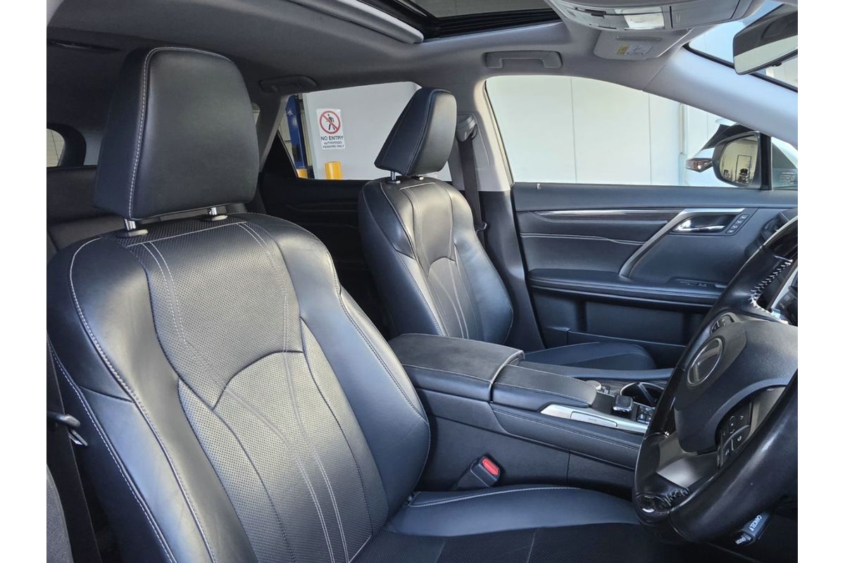 2018 Lexus RX RX350L Luxury GGL26R image 15