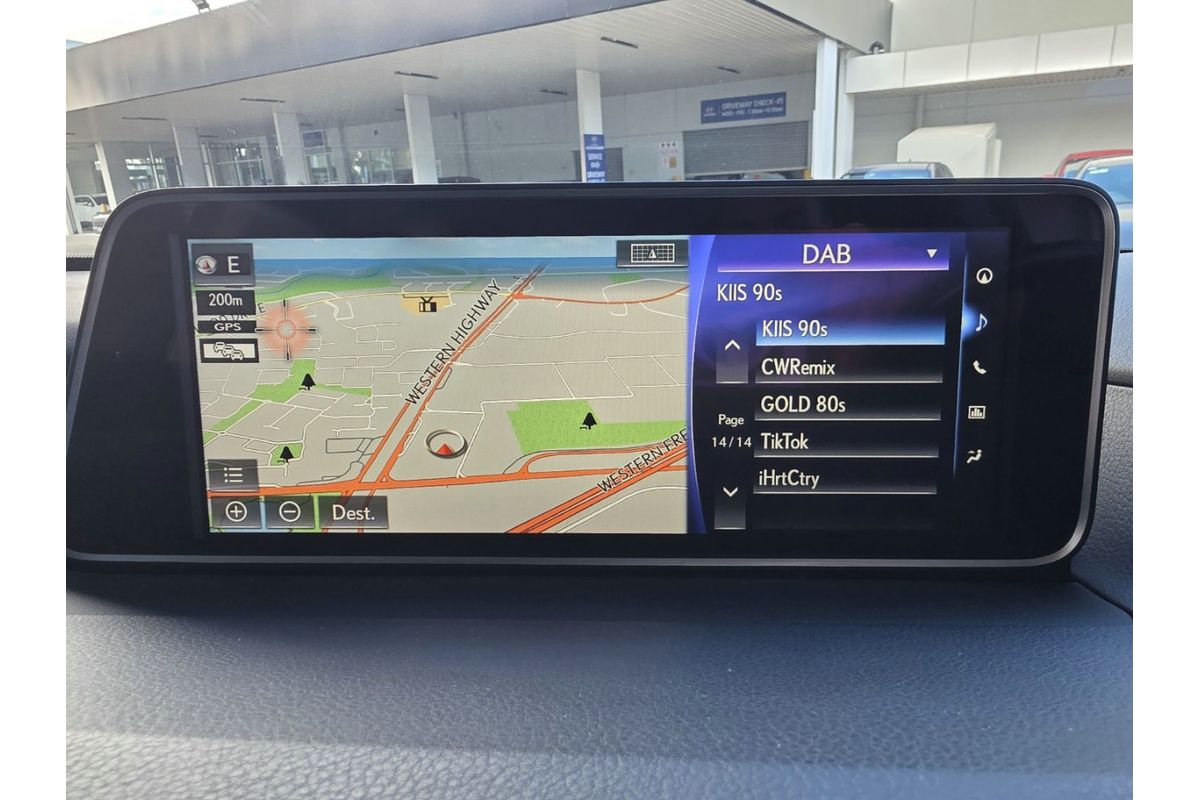 2018 Lexus RX RX350L Luxury GGL26R image 27