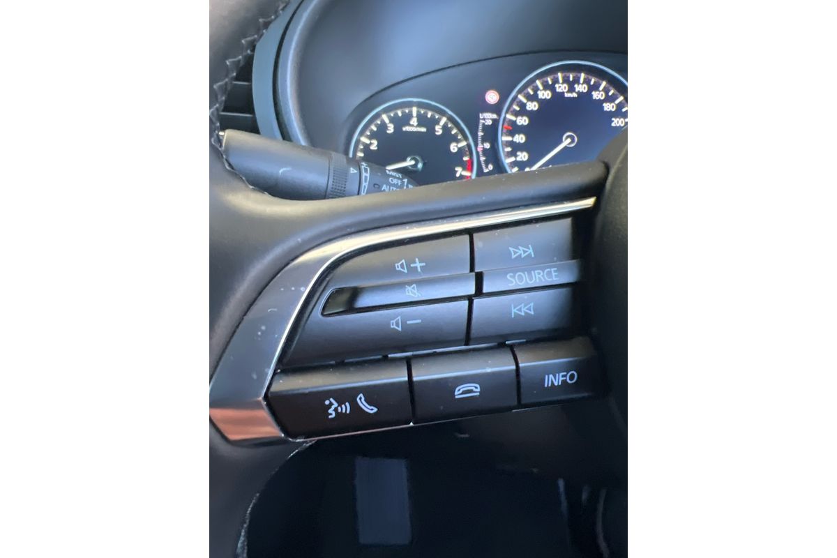 2024 Mazda 3 G25 Evolve SP BP Series image 20