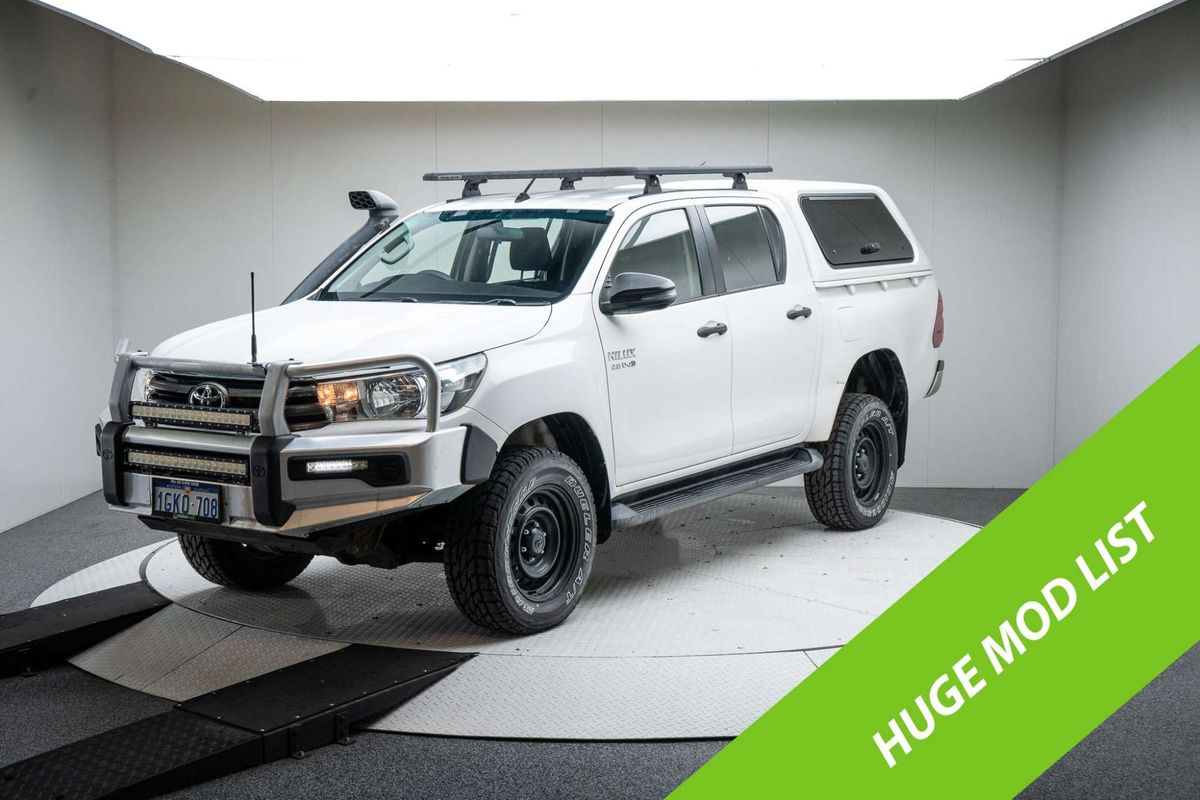 2017 Toyota Hilux SR GUN126R 4X4
