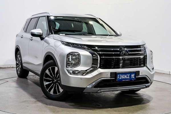 2025 Mitsubishi Outlander LS ZM