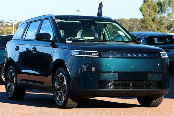2026 OMODA JAECOO J5 EV Summit