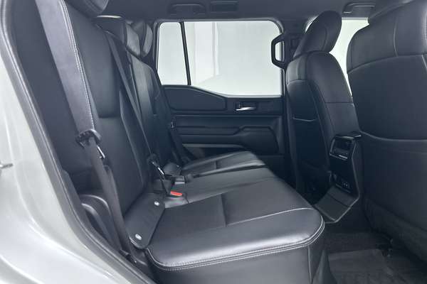 2025 Toyota Landcruiser Prado GXL GDJ251R thumb-11