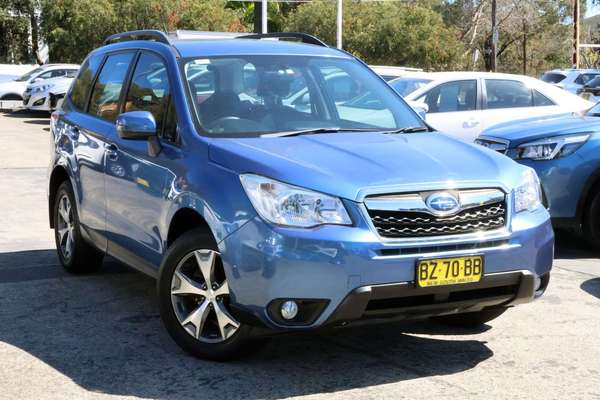 2014 Subaru Forester 2.5i Luxury S4