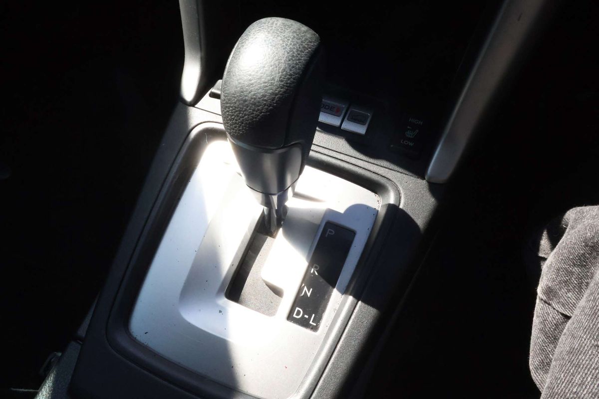 2014 Subaru Forester 2.5i Luxury S4