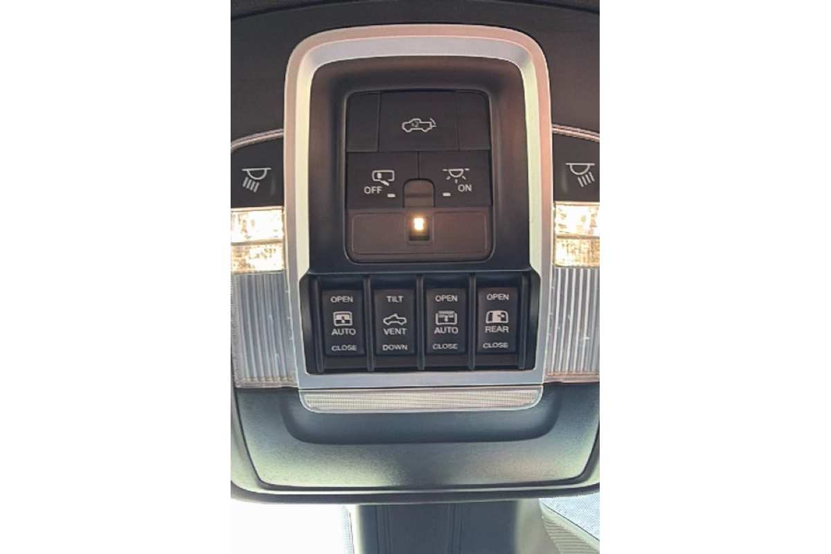 2025 RAM 1500 Laramie Sport Hurricane SO RamBox DT 4X4 SWB