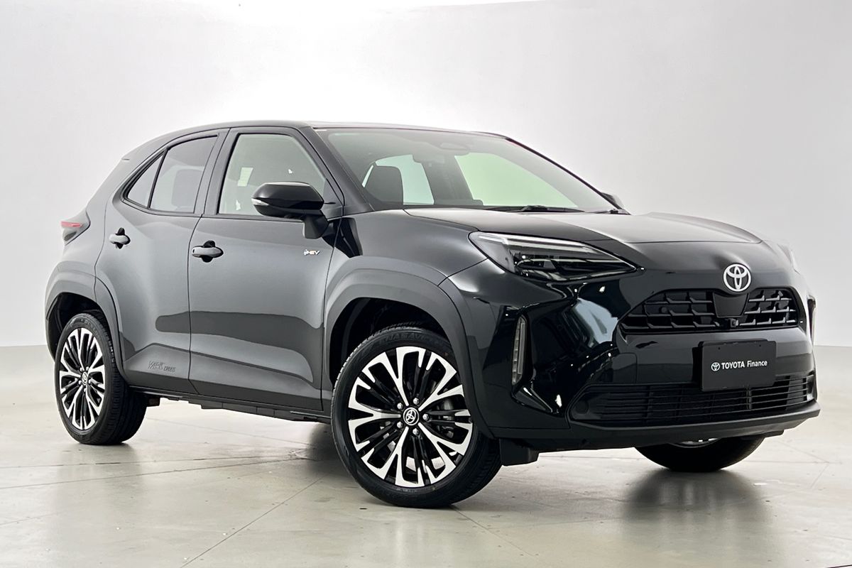 2025 Toyota Yaris Cross Urban MXPJ15R