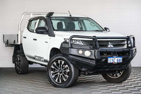 2019 Mitsubishi Triton GLX ADAS MR 4X4