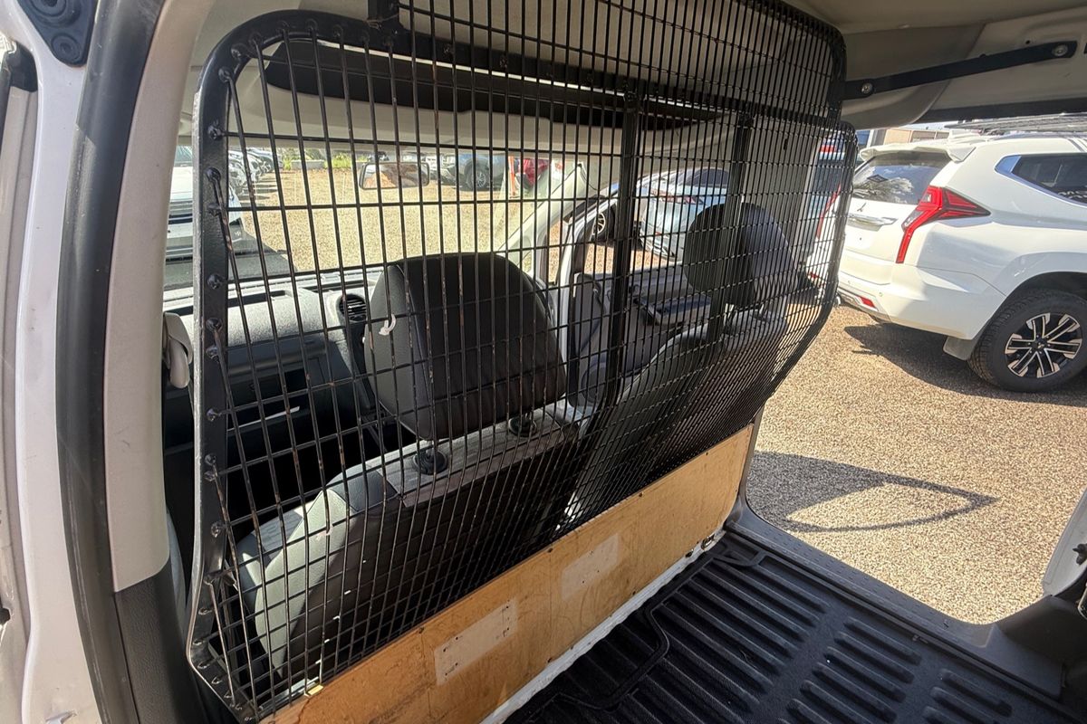 2012 Volkswagen Caddy TDI250 2KN LWB