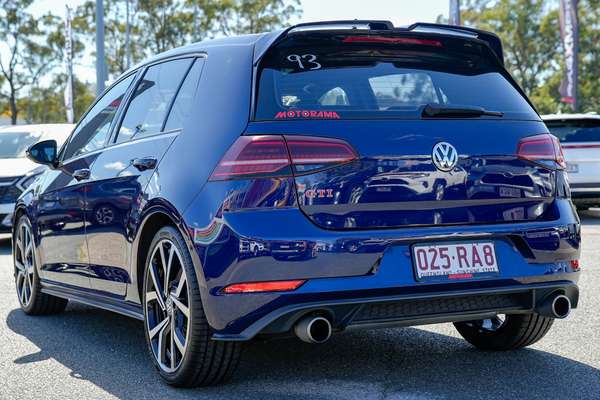 2019 Volkswagen Golf GTI 7.5 thumb-5