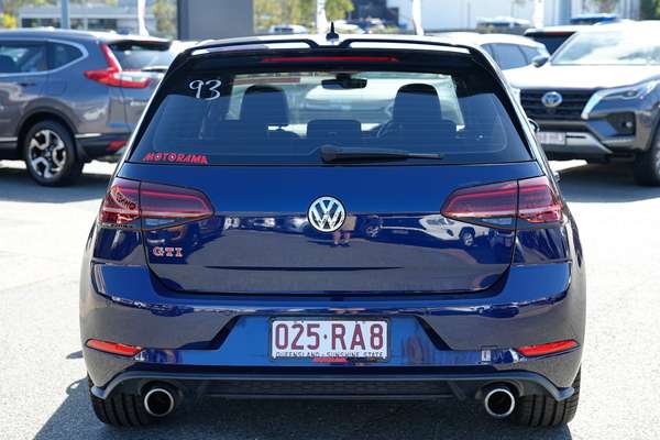2019 Volkswagen Golf GTI 7.5 thumb-6