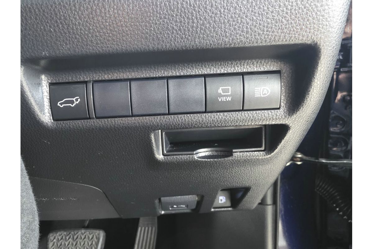 2019 Toyota RAV4 Cruiser AXAH52R image 19