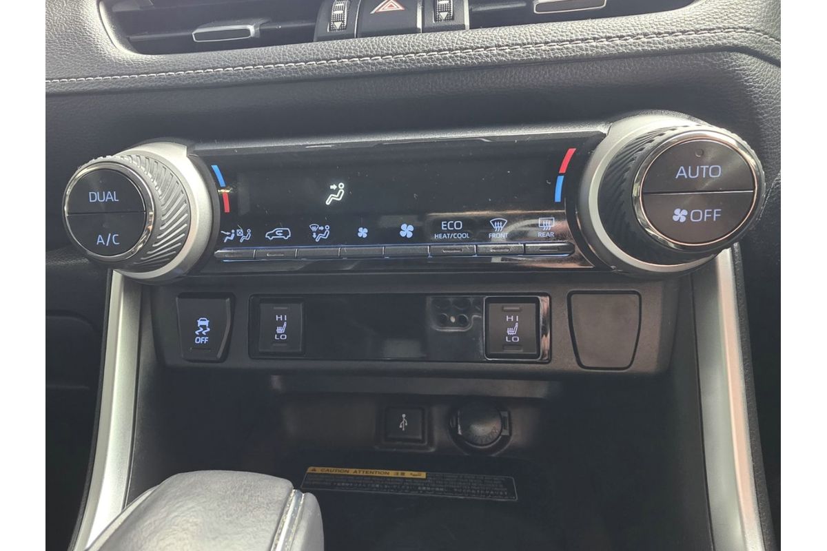 2019 Toyota RAV4 Cruiser AXAH52R image 22