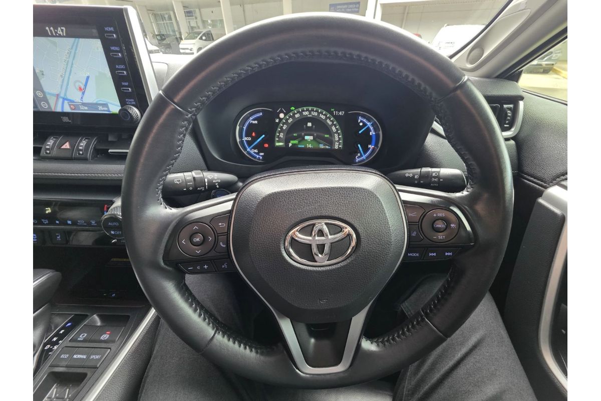 2019 Toyota RAV4 Cruiser AXAH52R image 31