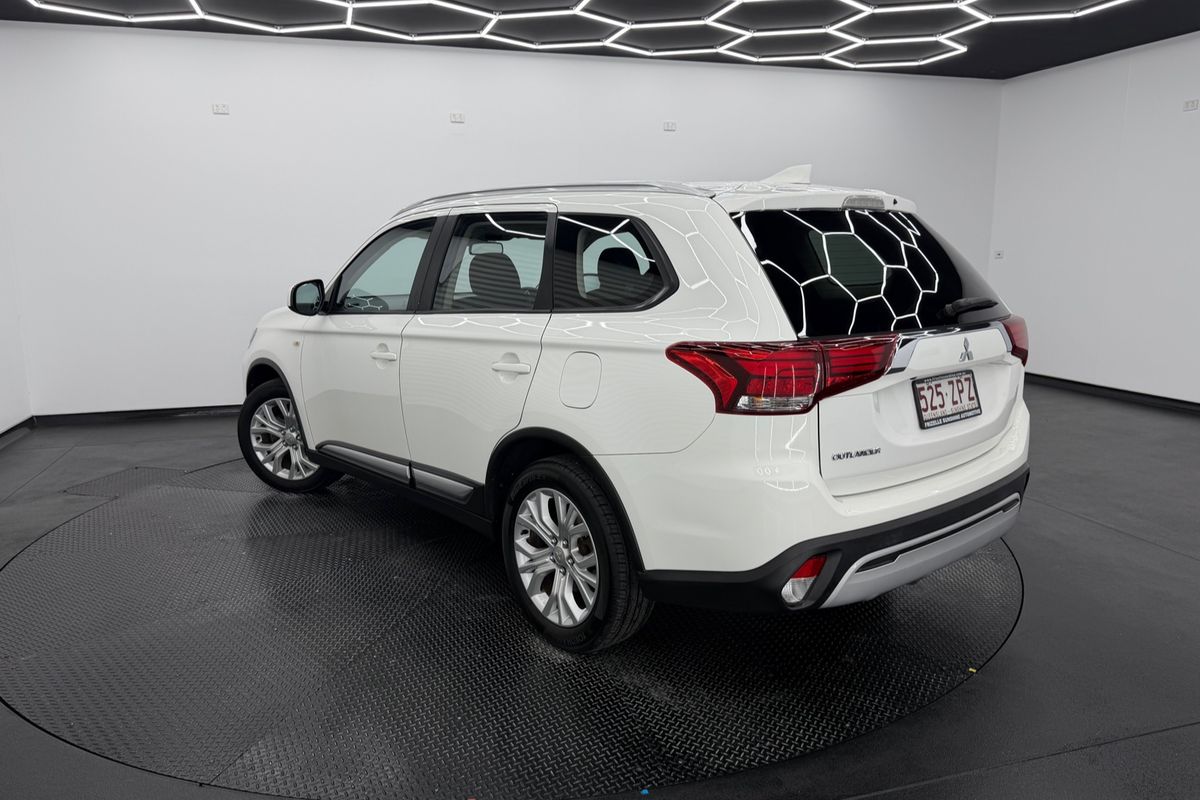 2020 Mitsubishi Outlander ES ZL