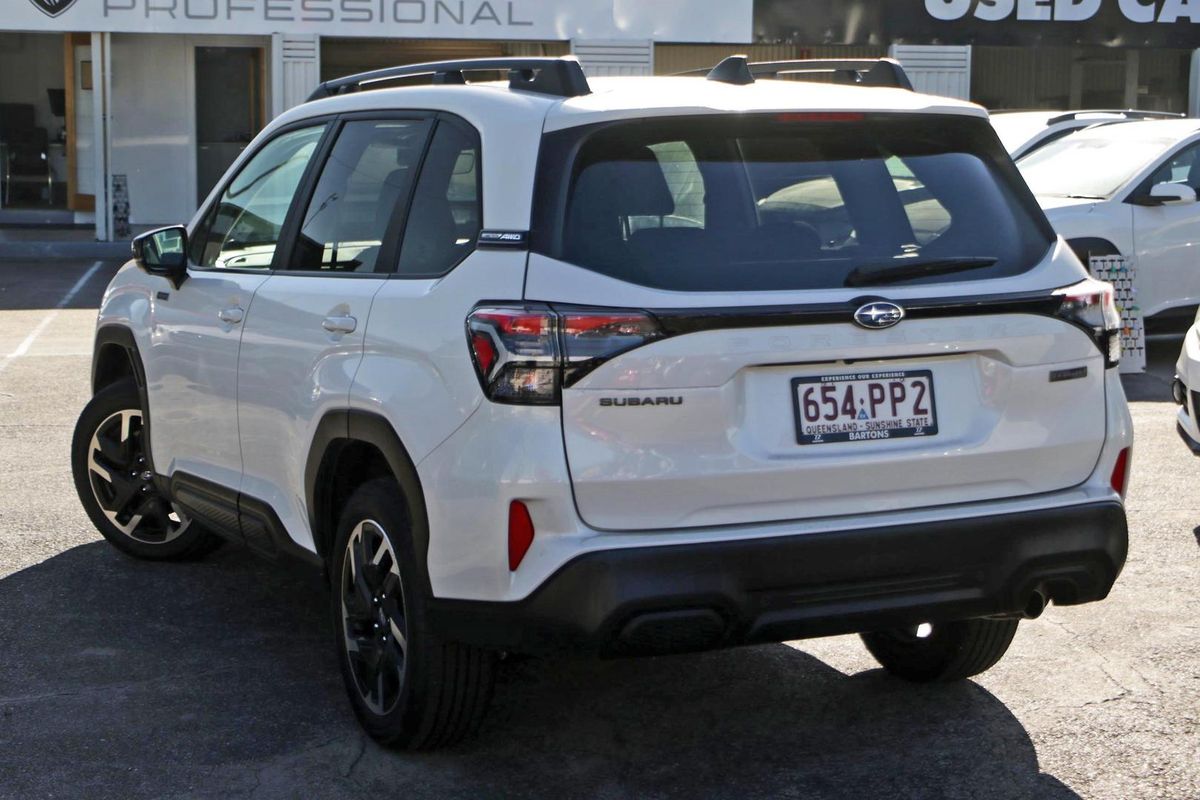 2025 Subaru Forester Hybrid S6