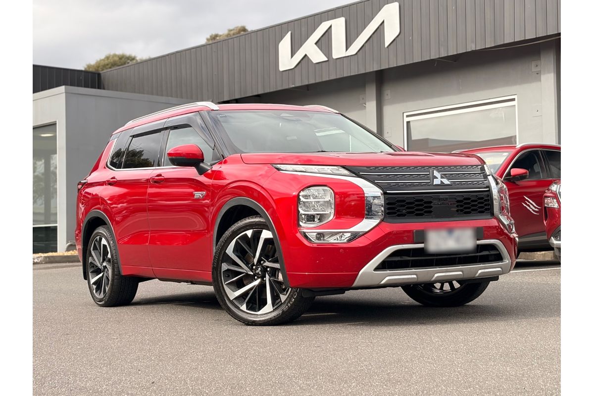 2024 Mitsubishi Outlander PHEV Exceed ZM