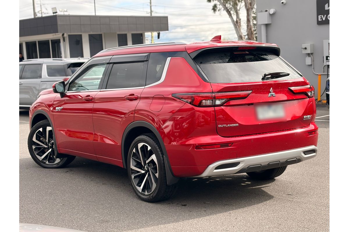 2024 Mitsubishi Outlander PHEV Exceed ZM