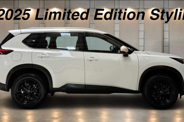 2025 Nissan X-TRAIL ST T33