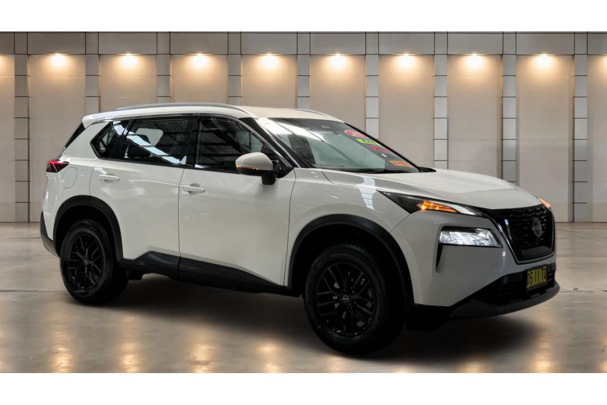 2025 Nissan X-TRAIL ST T33