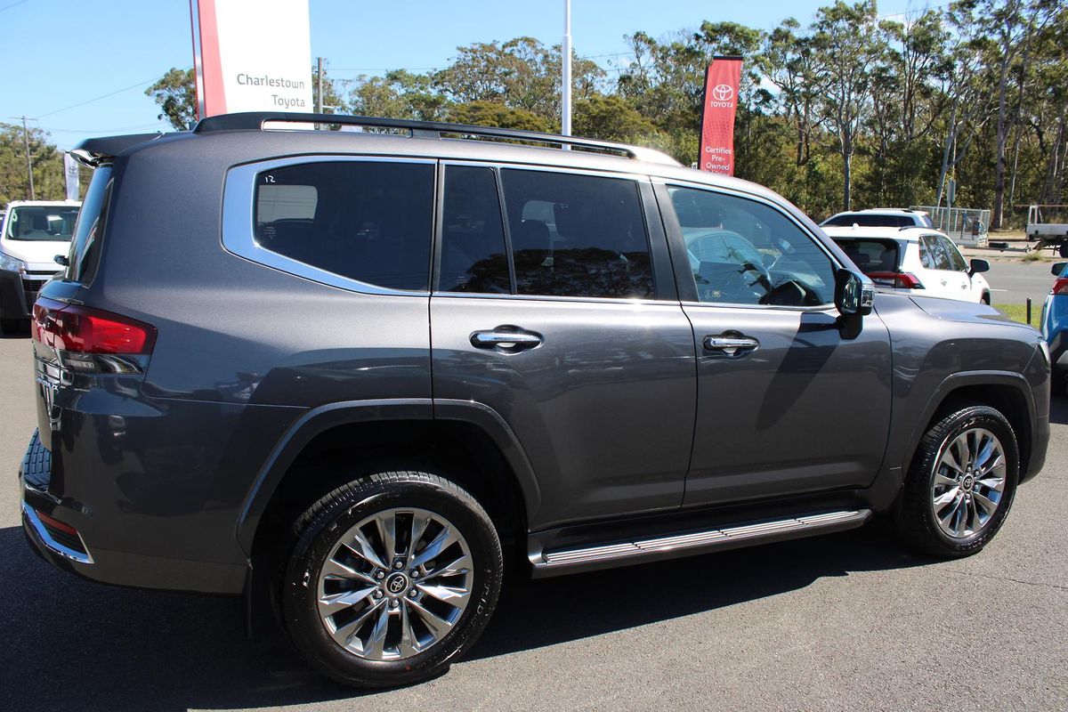 2022 Toyota Landcruiser Sahara ZX FJA300R