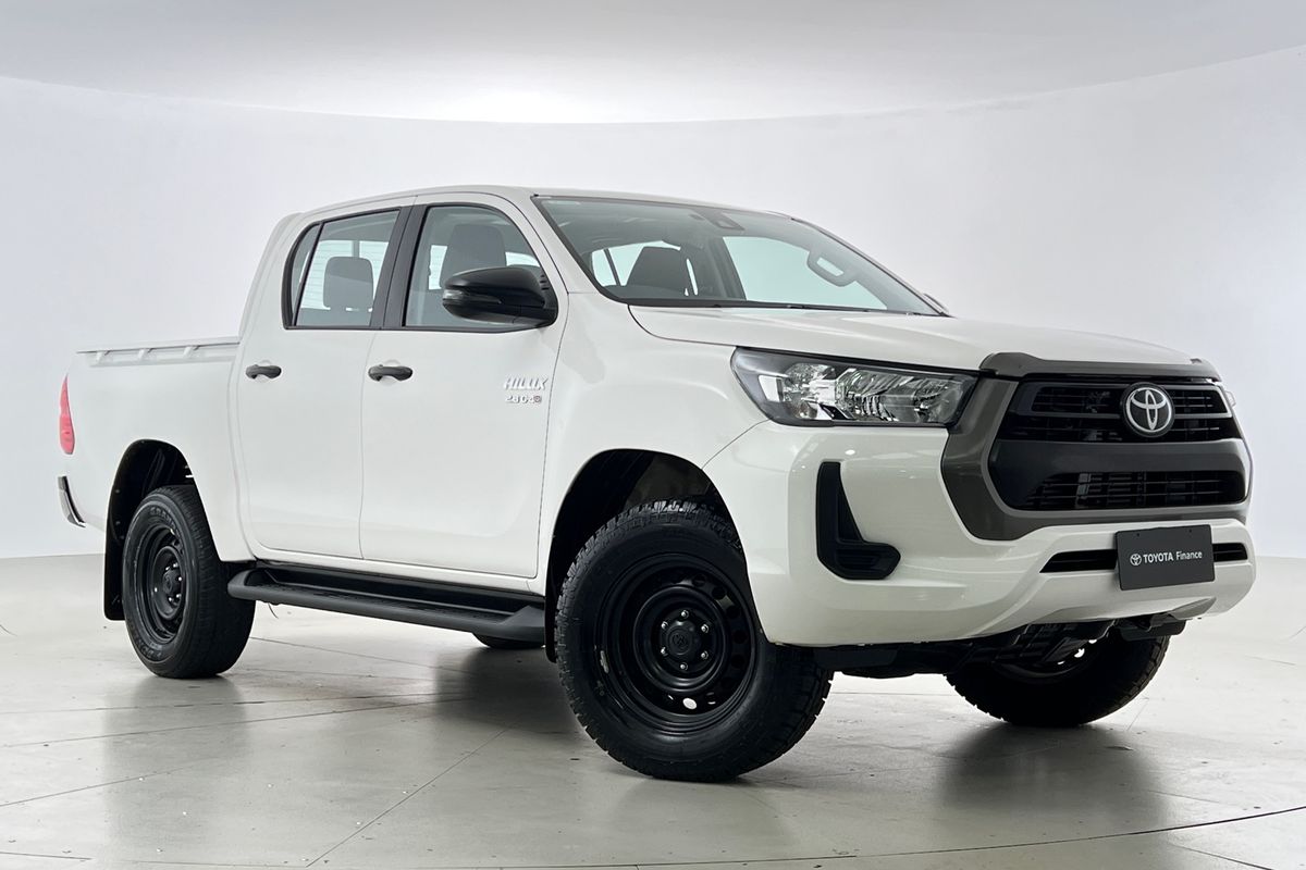 2022 Toyota Hilux 4x2 SR 2.8L T Diesel Automatic Double Cab