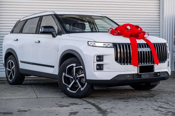 2025 OMODA JAECOO J7 Track