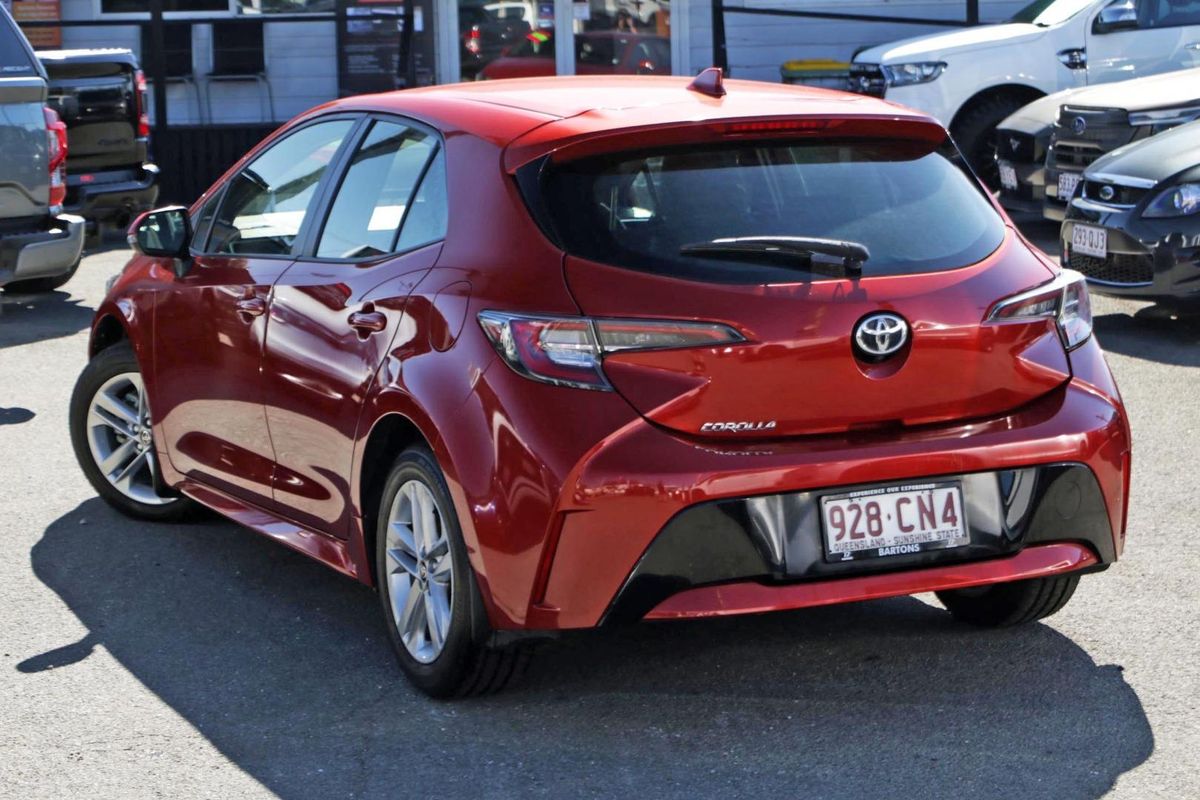 2018 Toyota Corolla Ascent Sport MZEA12R