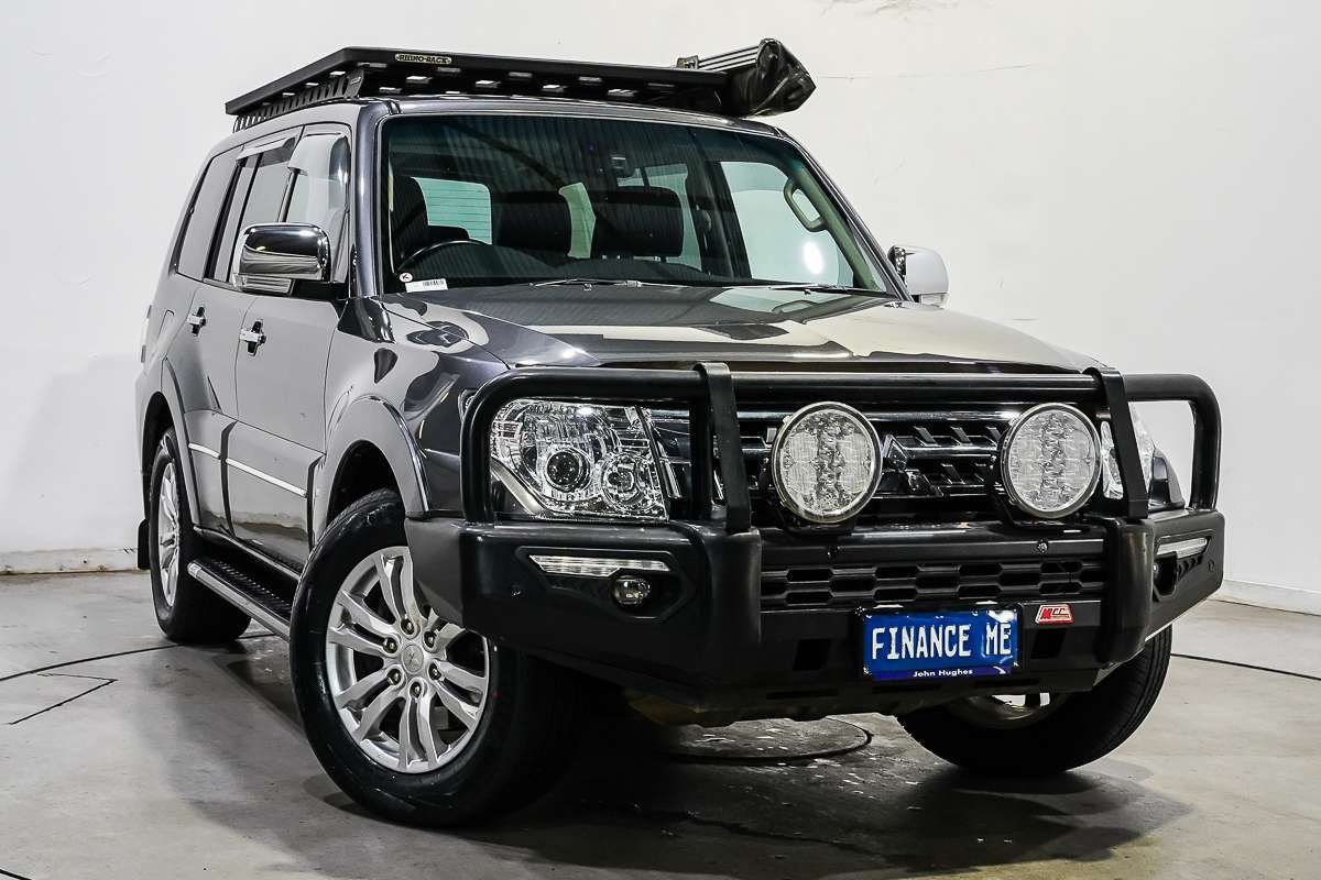 2020 Mitsubishi Pajero Exceed NX