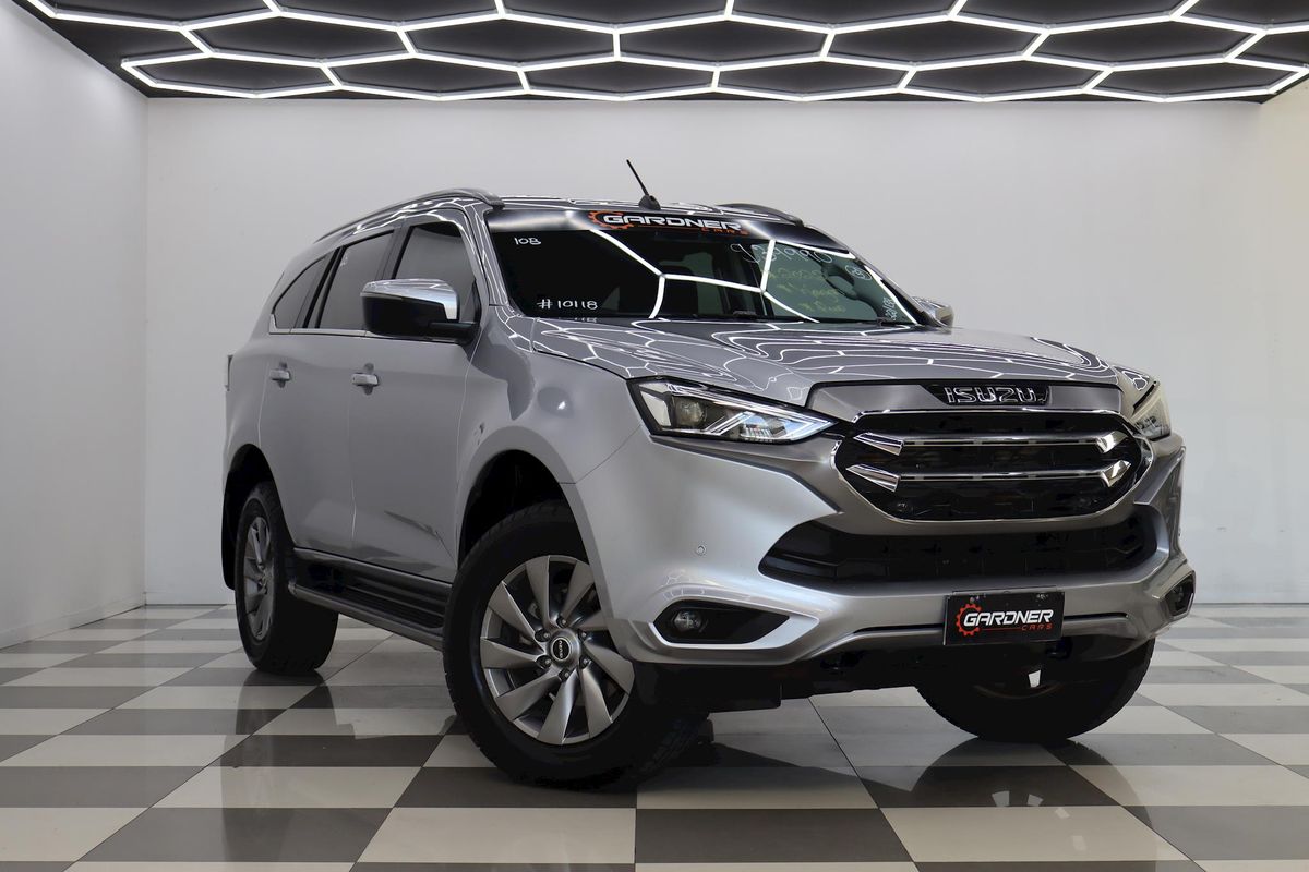2022 Isuzu MU-X LS-U