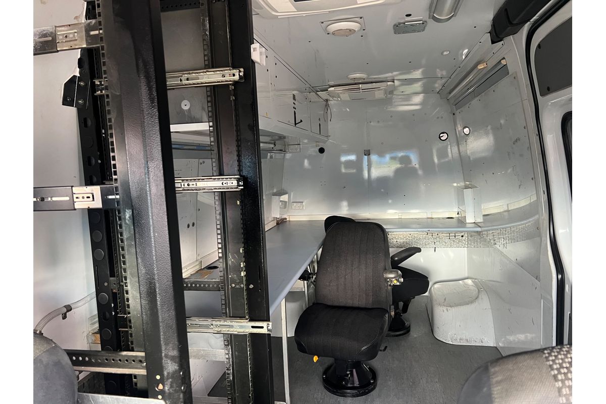 2008 Mercedes-Benz Sprinter 518CDI NCV3 LWB High Roof image 10
