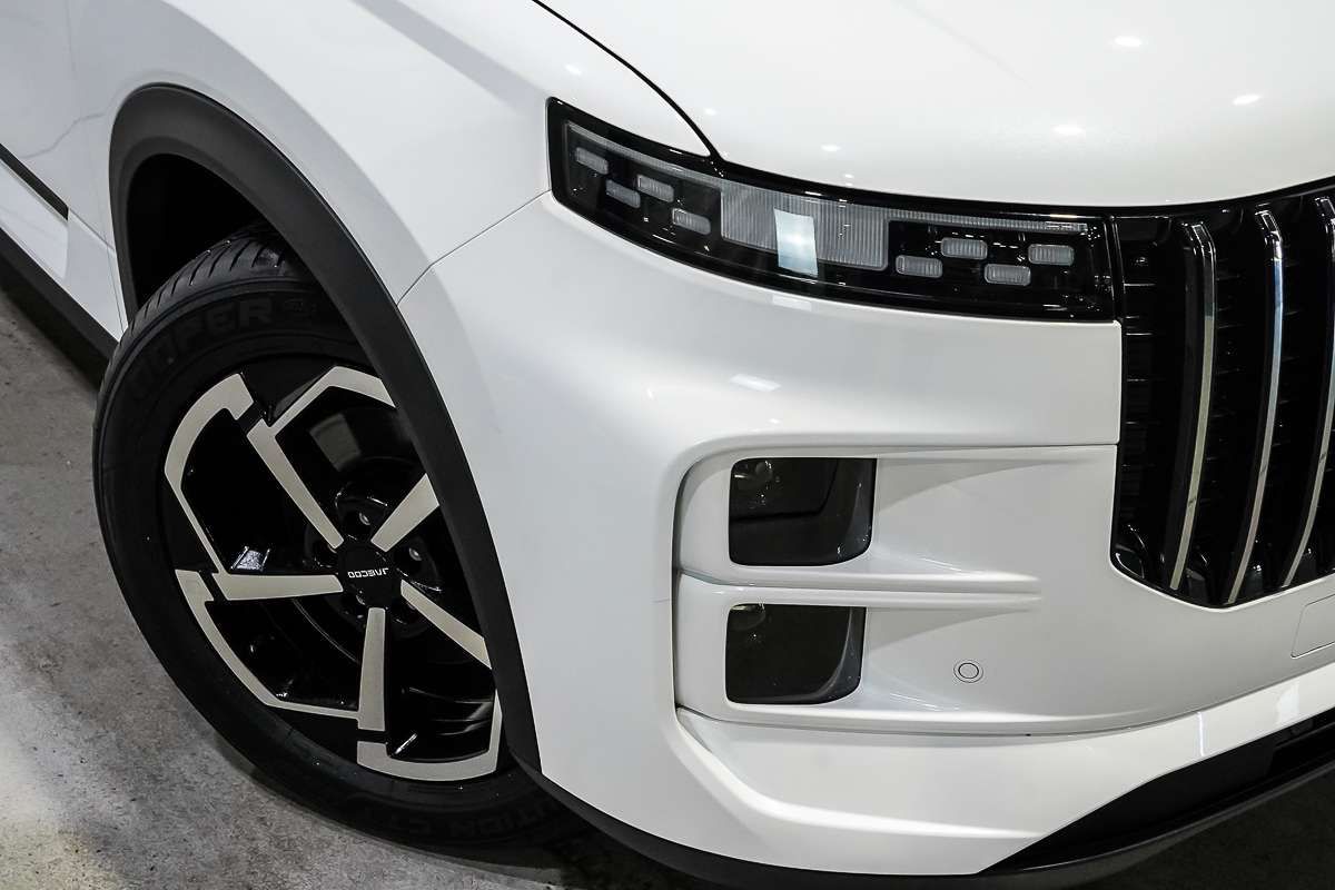 2025 OMODA JAECOO J7 Track