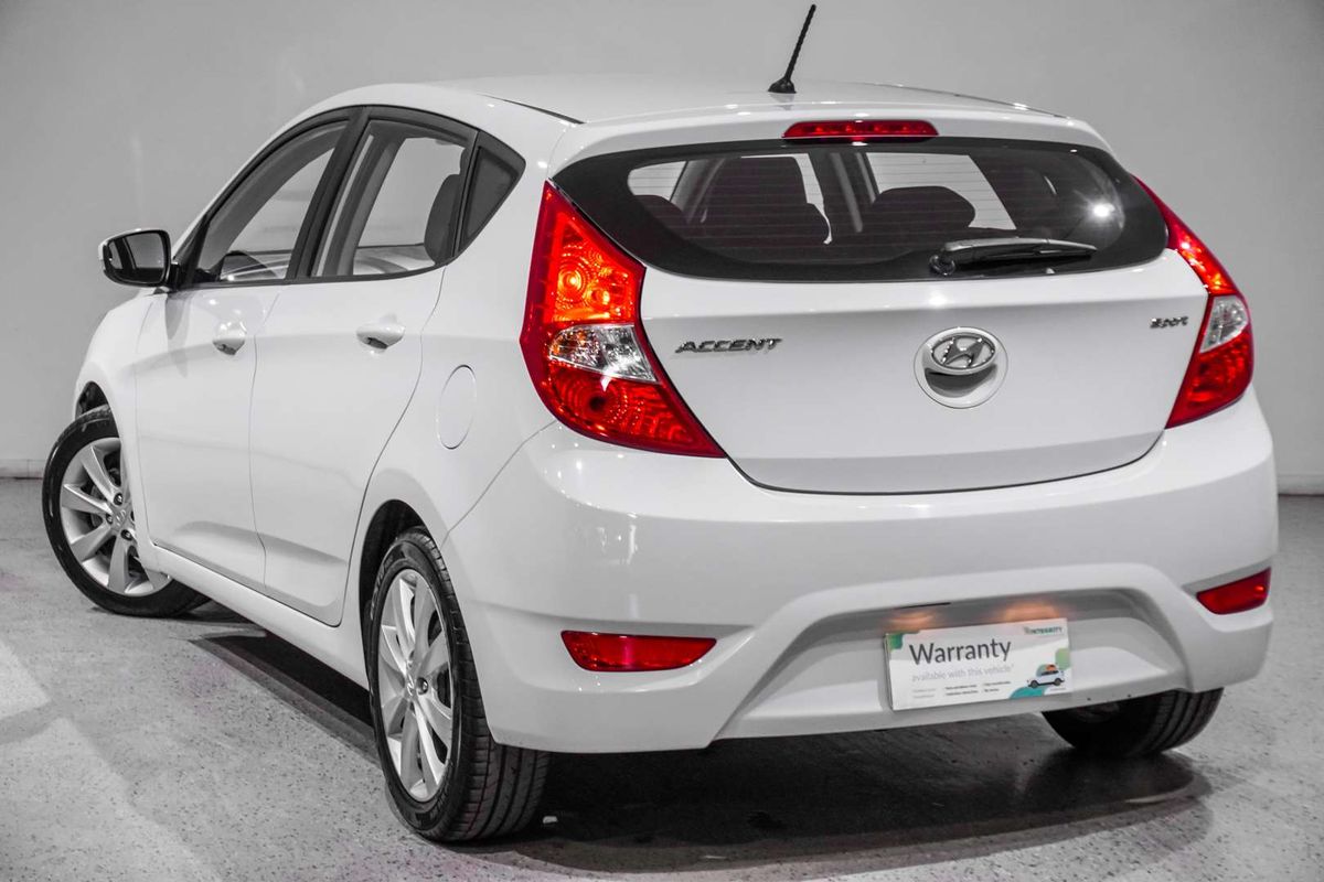 2017 Hyundai Accent Sport RB6