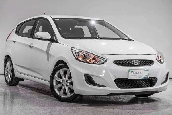 2017 Hyundai Accent Sport RB6
