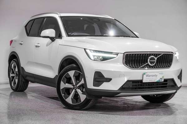 2024 Volvo XC40 Plus B4 Special Edition