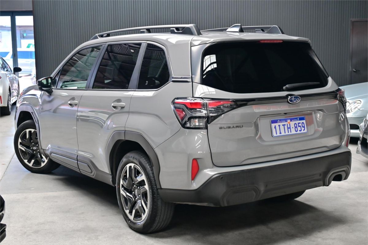 2025 Subaru Forester S6