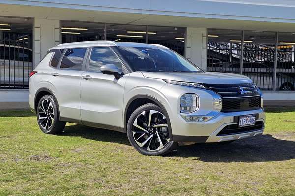 2023 Mitsubishi Outlander Aspire ZM