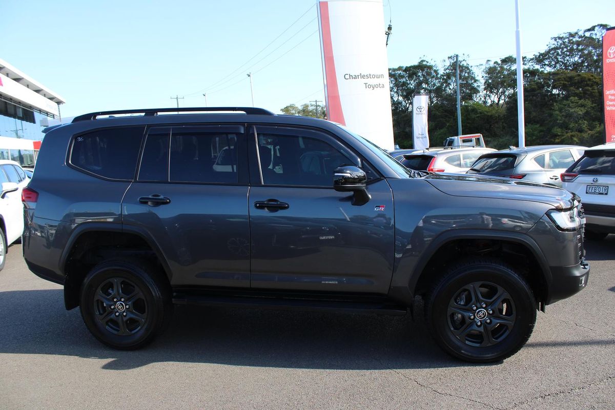 2024 Toyota Landcruiser GR Sport FJA300R