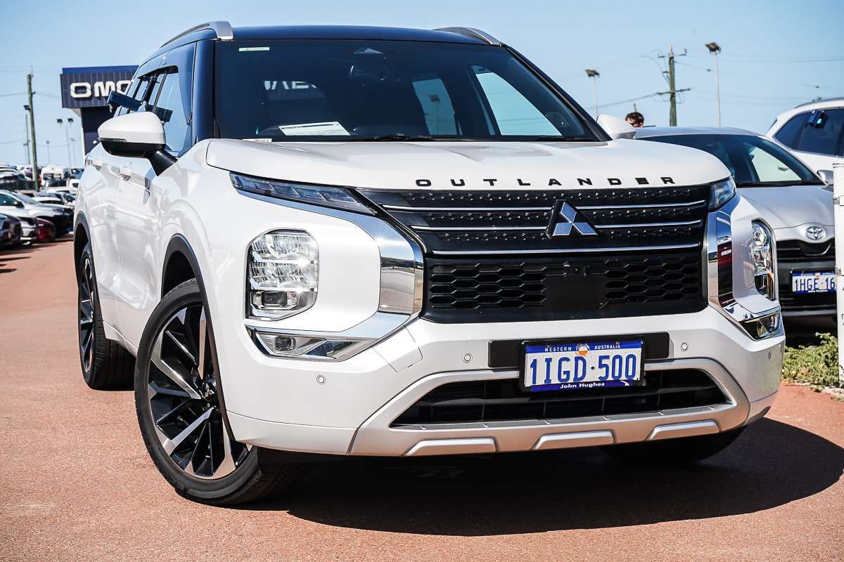 2024 Mitsubishi Outlander Exceed Tourer ZM