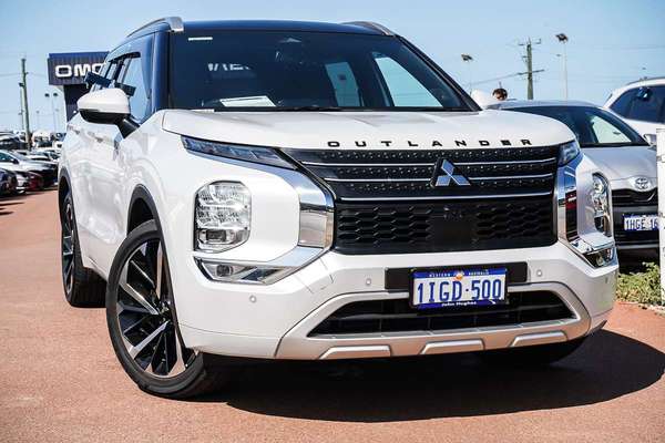 2024 Mitsubishi Outlander Exceed Tourer ZM