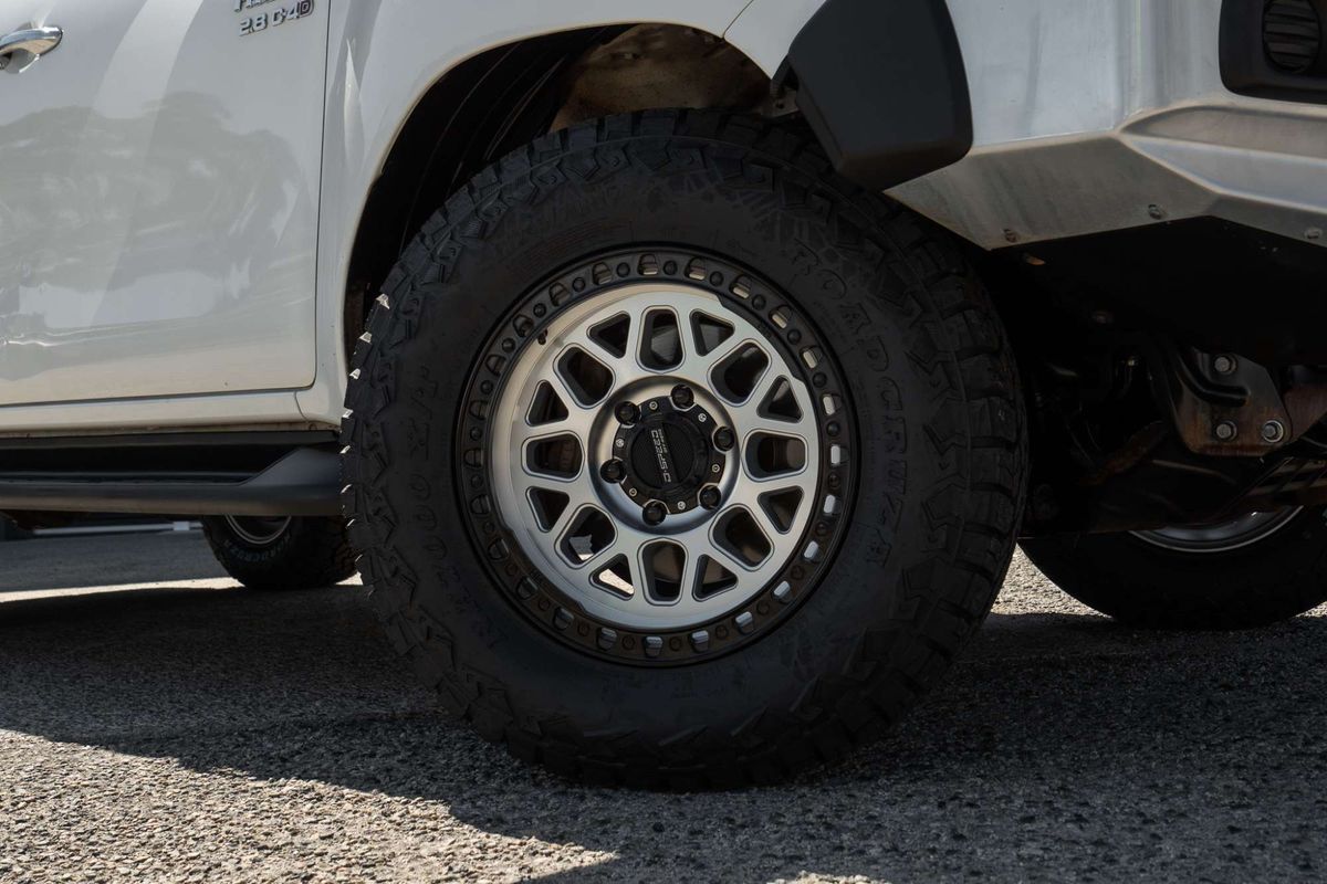 2017 Toyota Hilux SR GUN126R 4X4