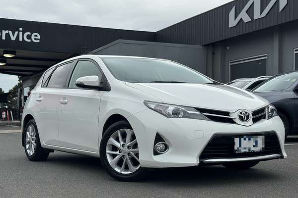 2015 Toyota Corolla Ascent Sport ZRE182R