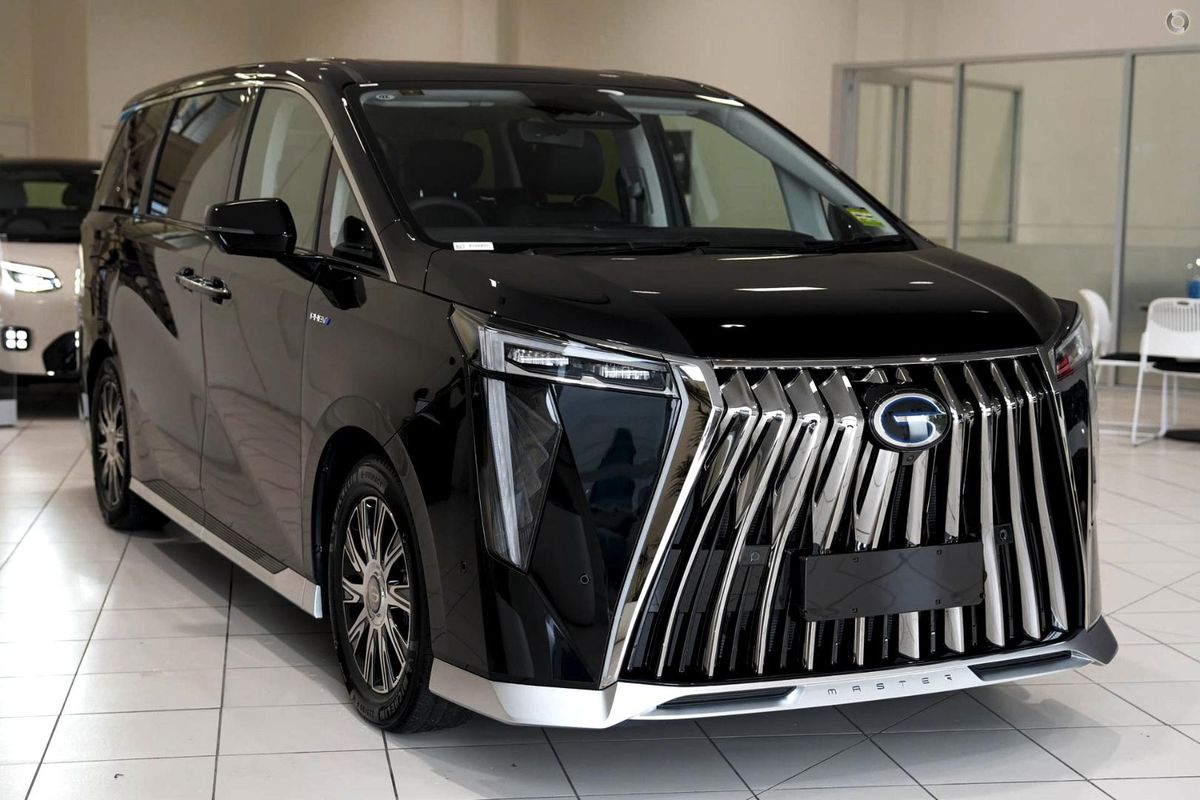 2026 GAC M8 PHEV Luxury